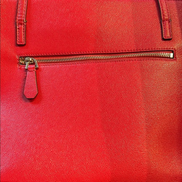 Guess Red Tote Bag with Silver Emblem - Picture 12 of 15